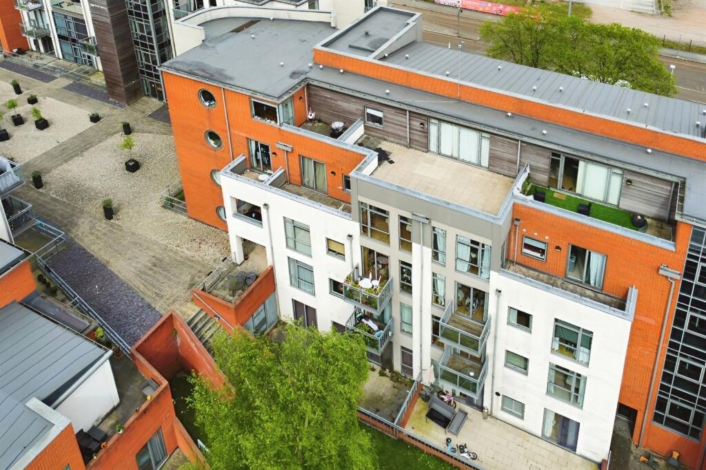 Main image of property: Cossons House, NG9