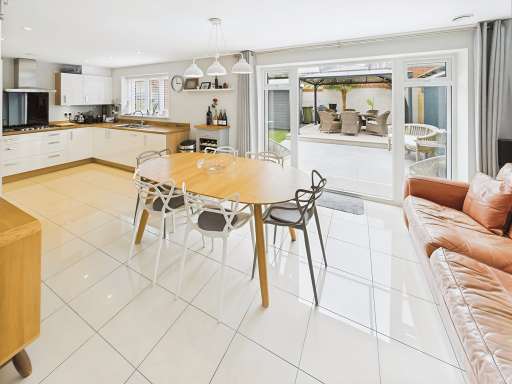 Cleverley Rise, Bursledon, Southampton, SO31 photo 4
