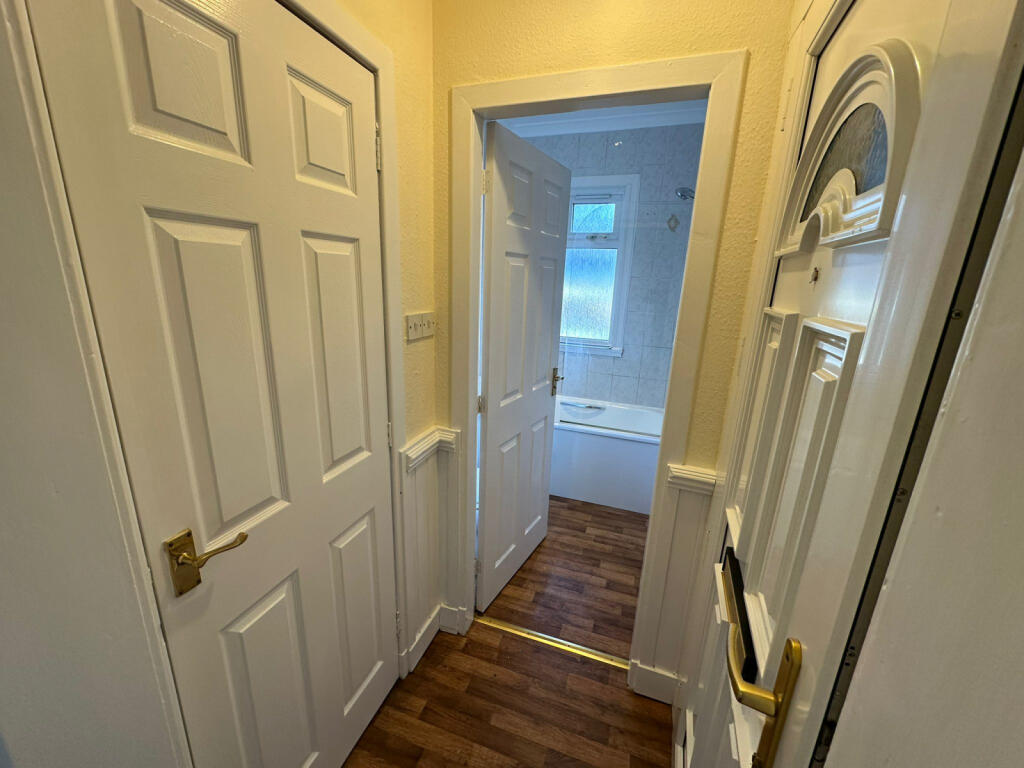 Apartment in Perth - View 2