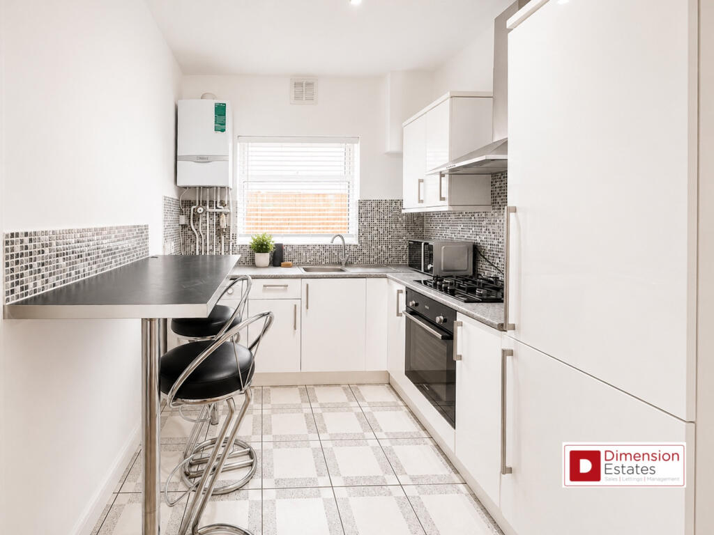 Apartment in London - View 3