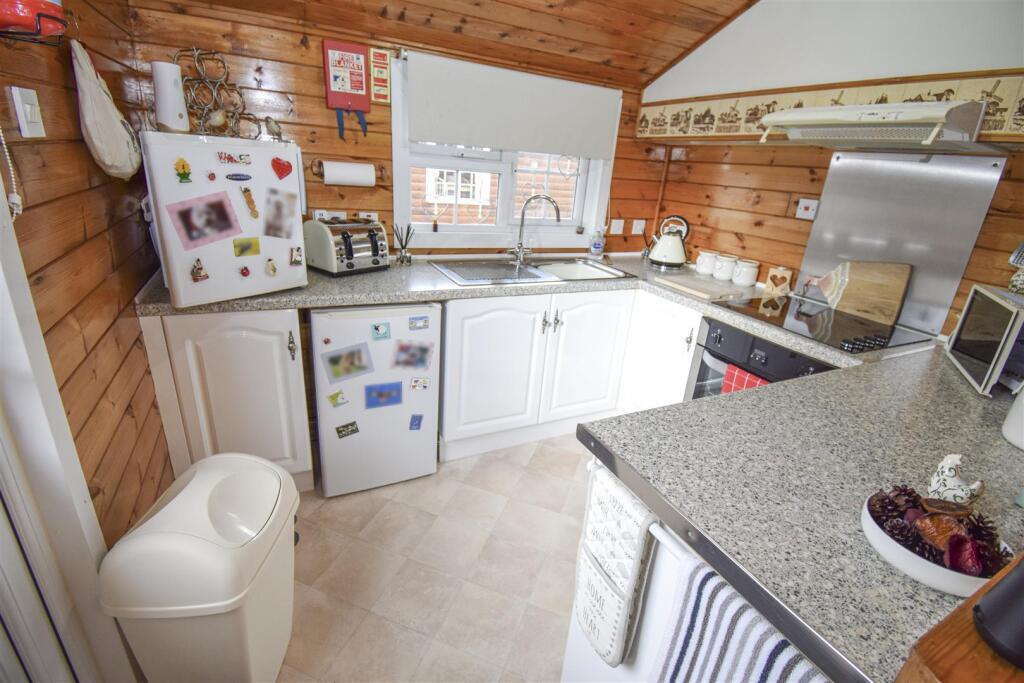 Trawsfynydd Holiday Village, Bronaber photo 3