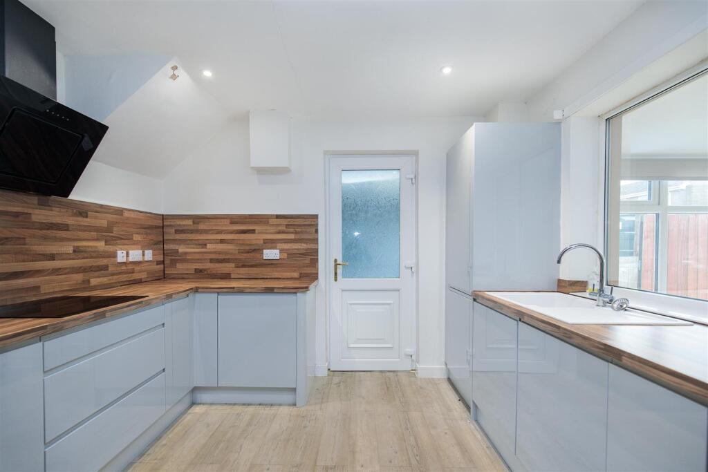 House in Newcastle upon Tyne, Longframlington - More
