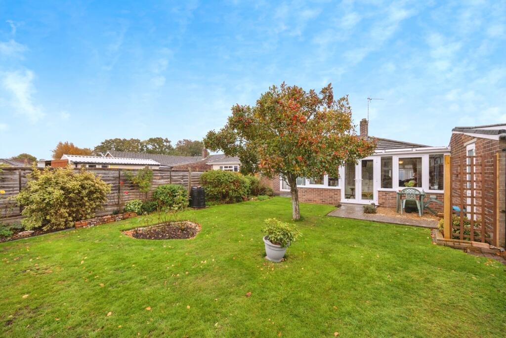 House in Havant, Waterlooville - View 5