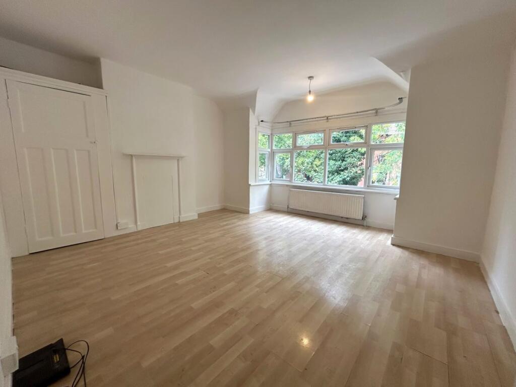 House in London, Preston - More