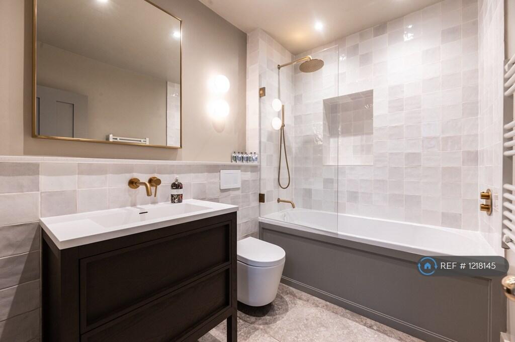 Apartment in Twickenham - View 5