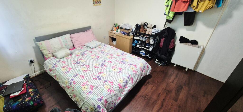 Apartment in Rochester - View 5