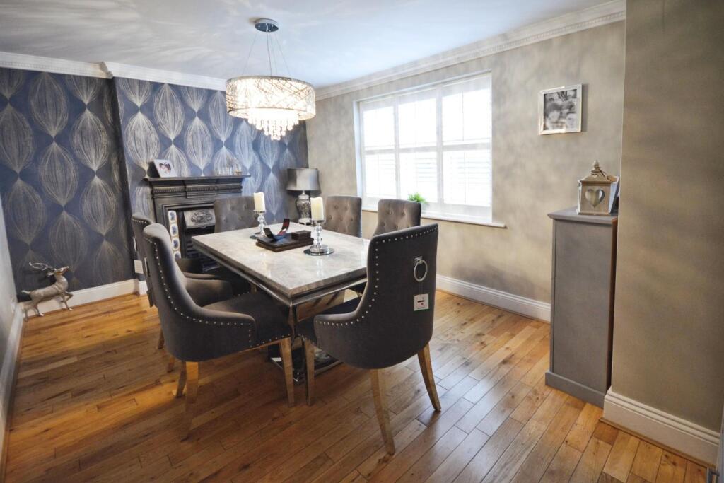 House in Darlington - More