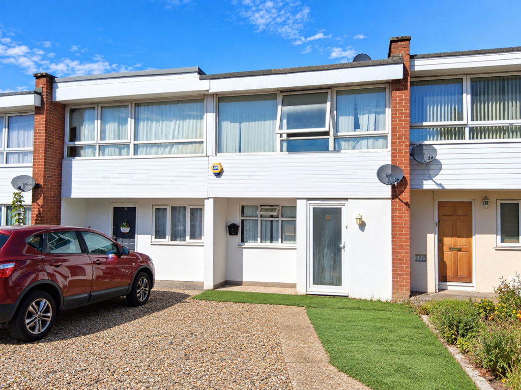 Main image of property: The Mews, Ilford, IG4