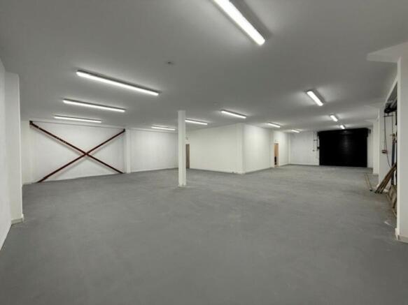 113 London Road interior warehouse 2.jpg