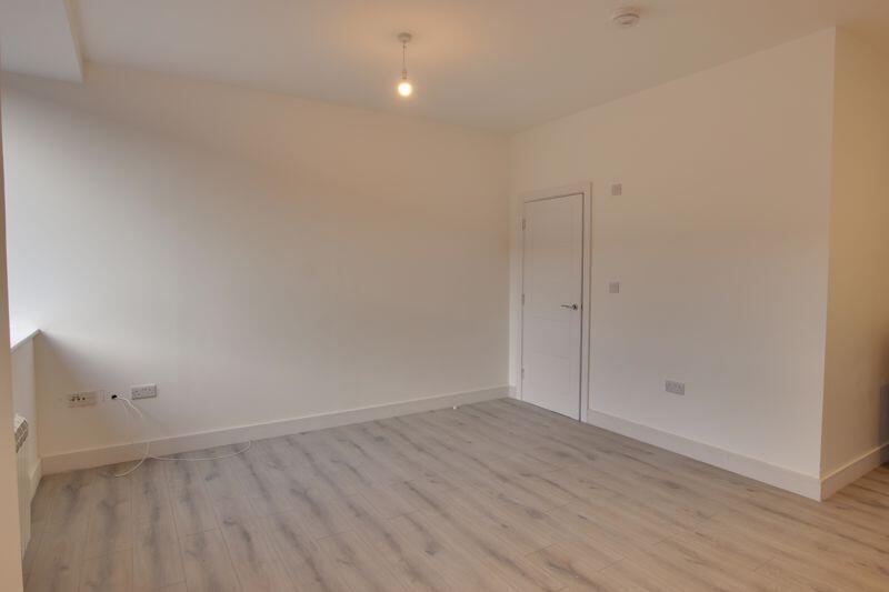 Windsor Road, Trowbridge photo 3