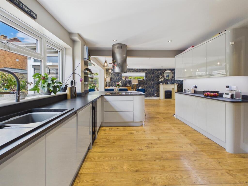 House in Tewkesbury, Longford - View 5