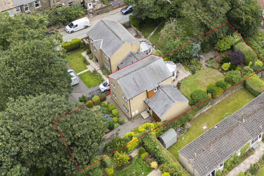 Highbury Court, Lower Edge Road, Brighouse photo 3