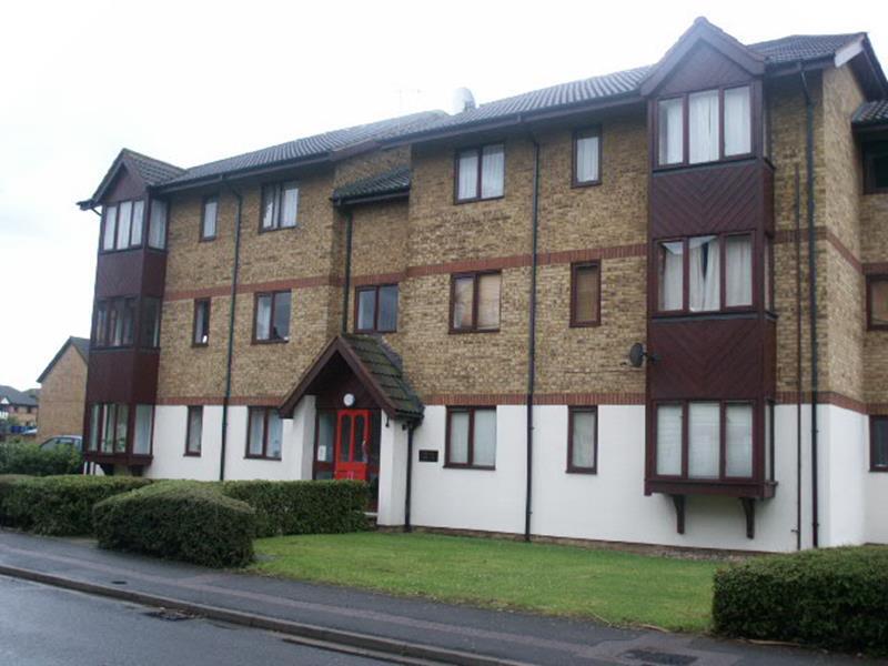 Main image of property: Redwood Grove, Bedford, MK42 9NQ