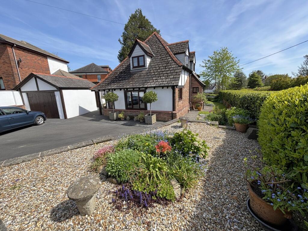 Main image of property: Lon Hir, Carmarthen, SA31