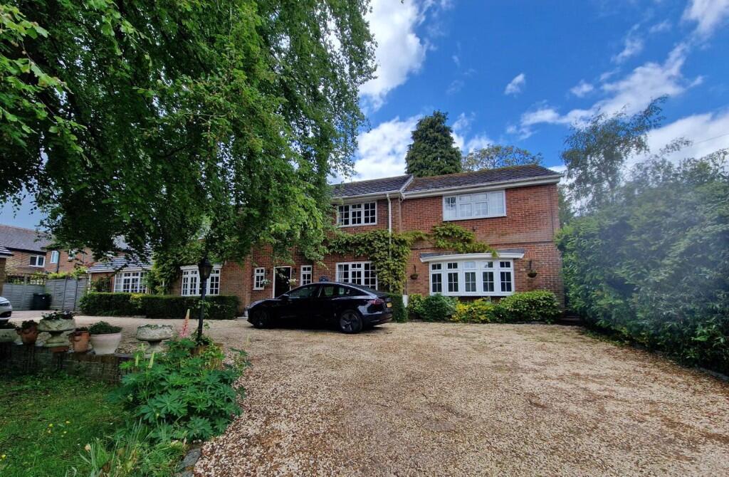 Main image of property: Coombe Gardens, HP14