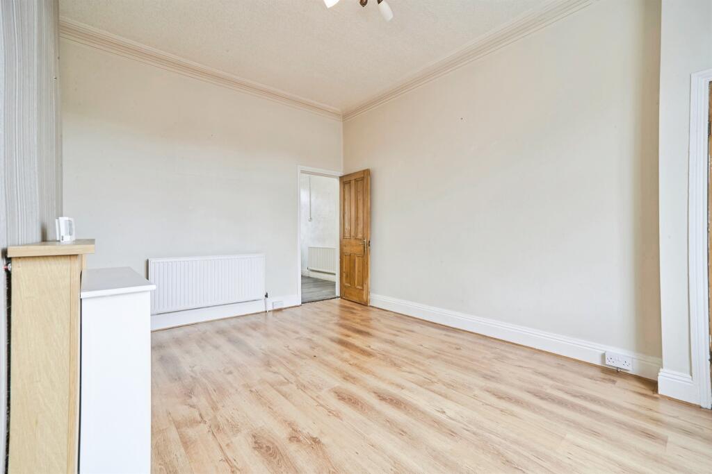 School Street, Pudsey - View 4