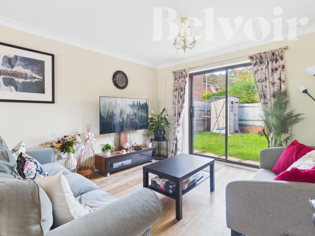 House in Basingstoke and Deane, Basingstoke - More