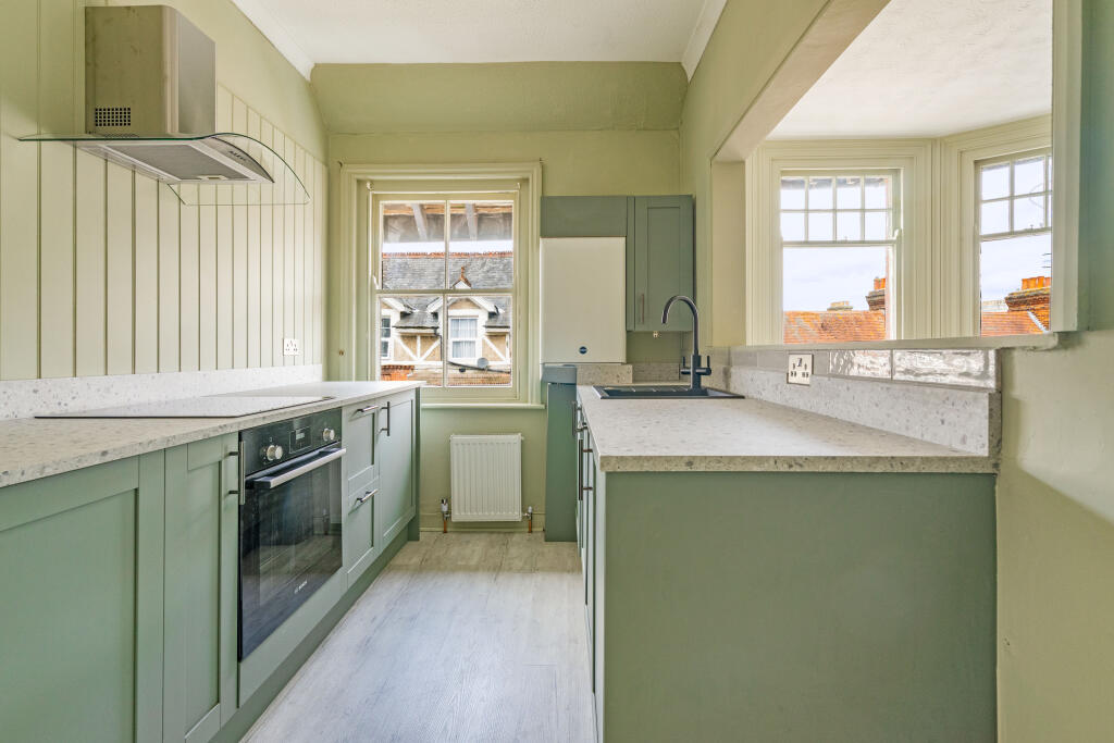 Apartment in Tonbridge - More