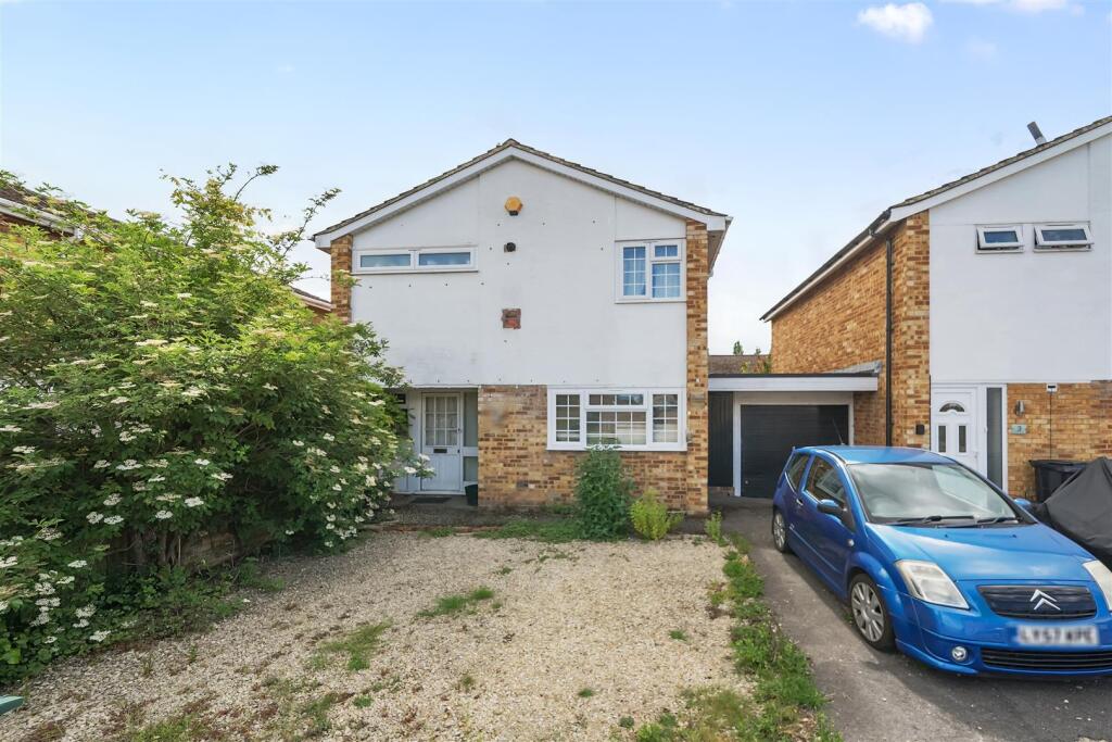 Main image of property: Redberry Close, Caversham, Reading