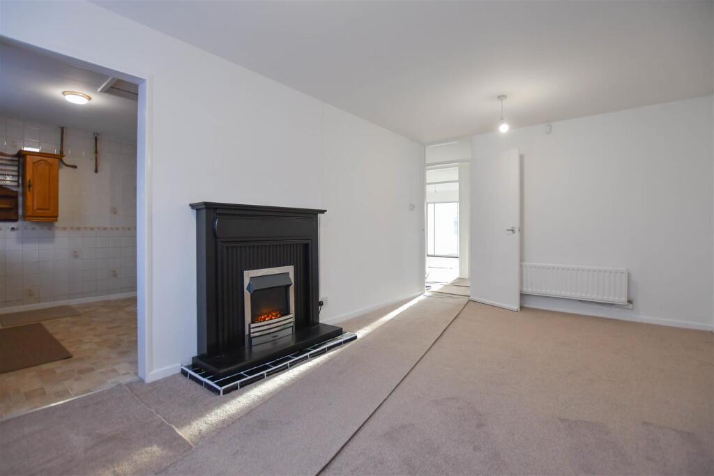 House in West Suffolk, Red Lodge - View 5