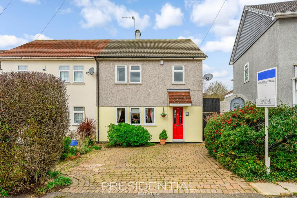 Main image of property: Grosvenor Drive, Loughton, IG10