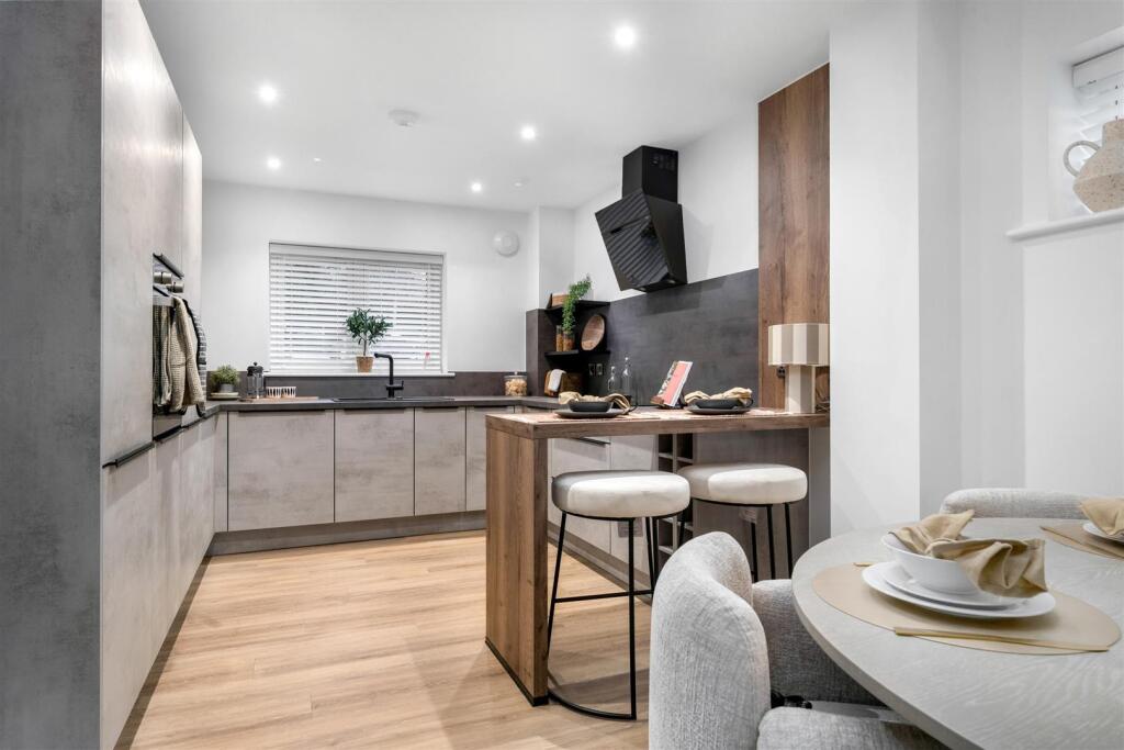 Apartment in Nottingham, Bramcote - More