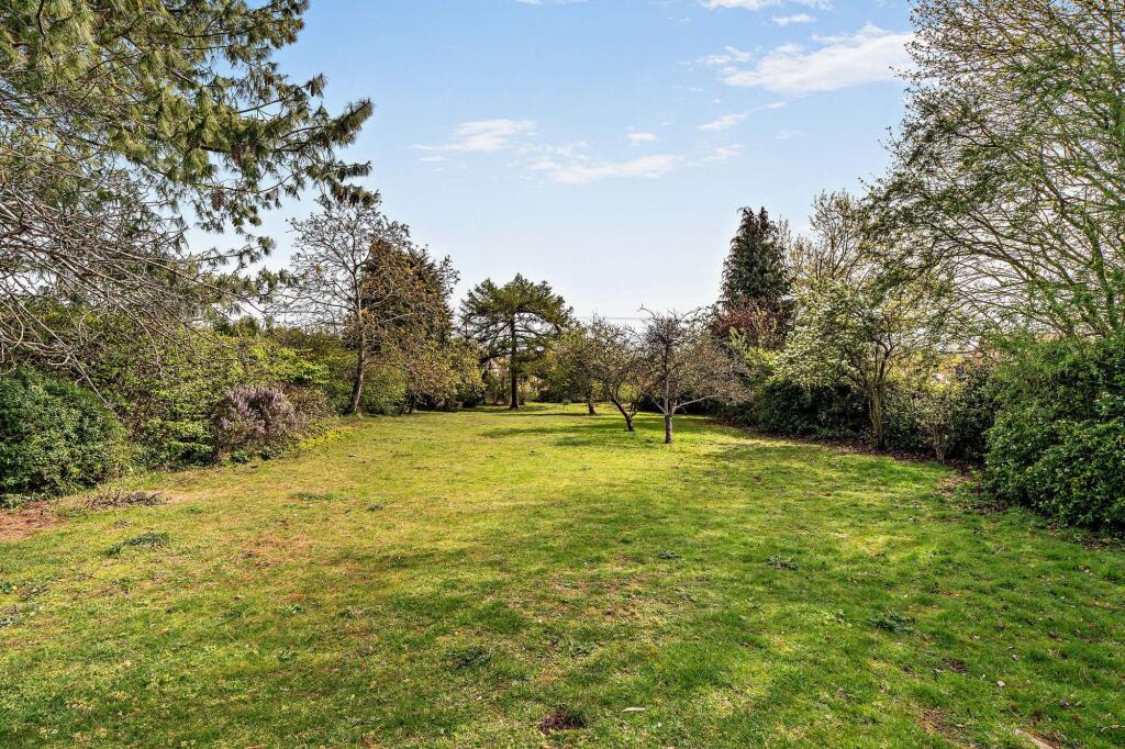 Goodiers Lane, Twyning, GL20 photo 3