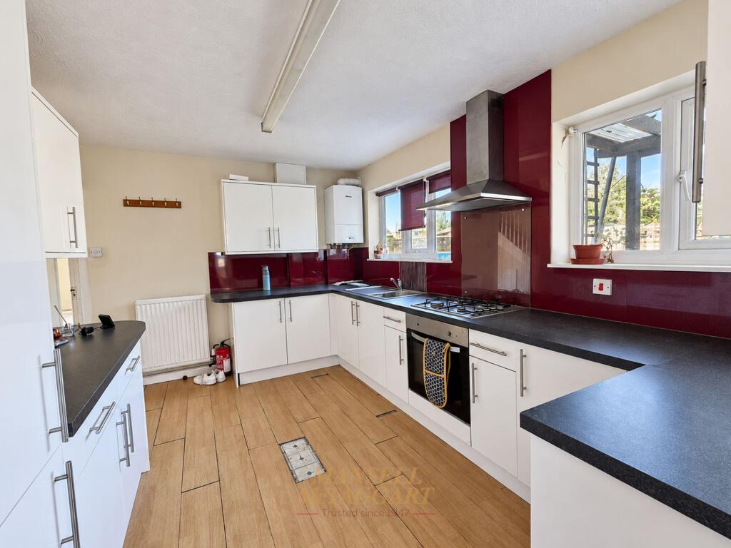 House in Redhill - More