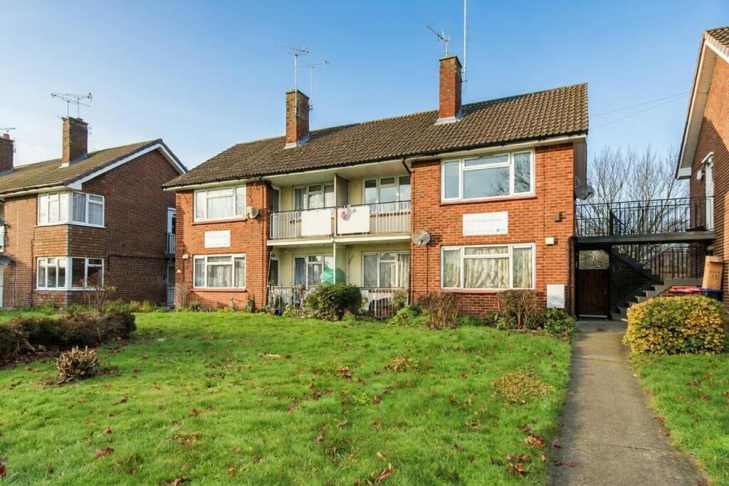 Main image of property: Archer Avenue, Southend-On-Sea