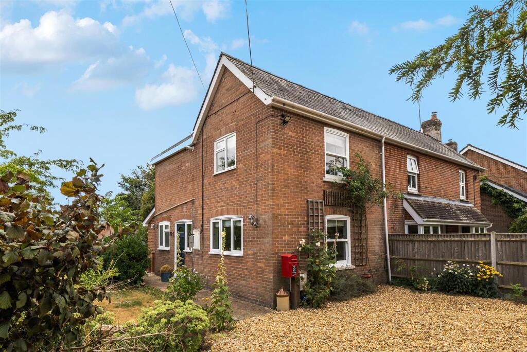 Main image of property: New Road, Landford, Salisbury