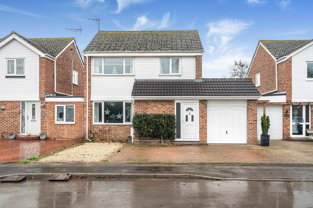 Main image of property: Old Moor Close, Wallingford