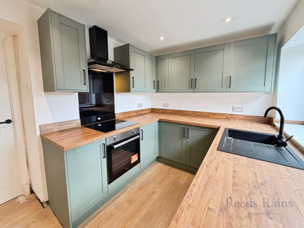 South Cross Street, Consett, Durham, DH8 - View 5