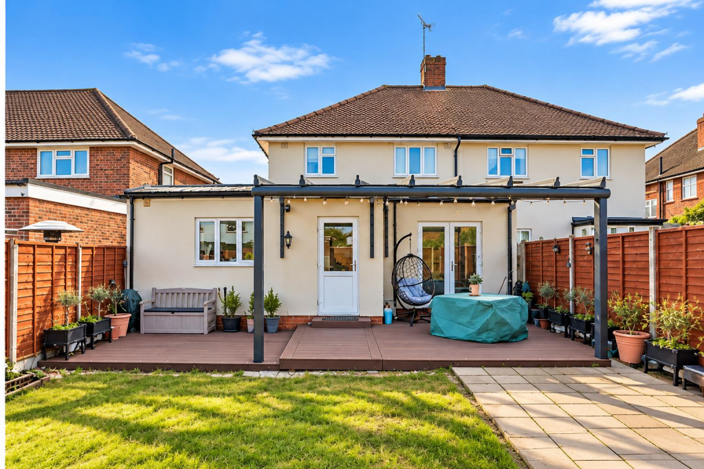 House in Twickenham - View 2