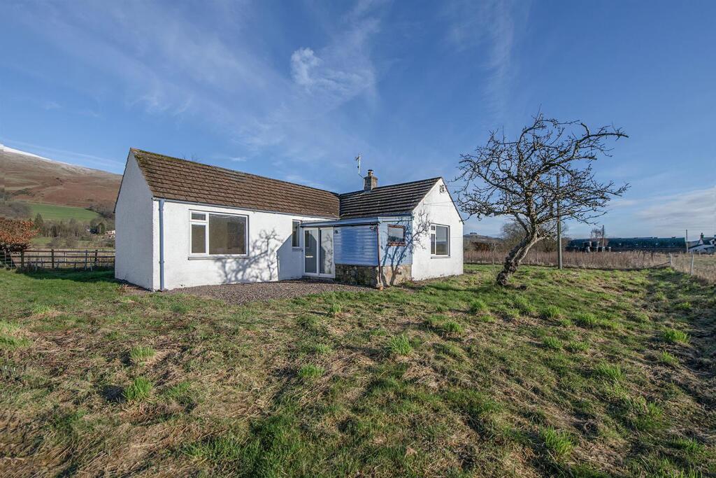 Main image of property: Haugh Farm Cottage, Dollar FK14 7PY