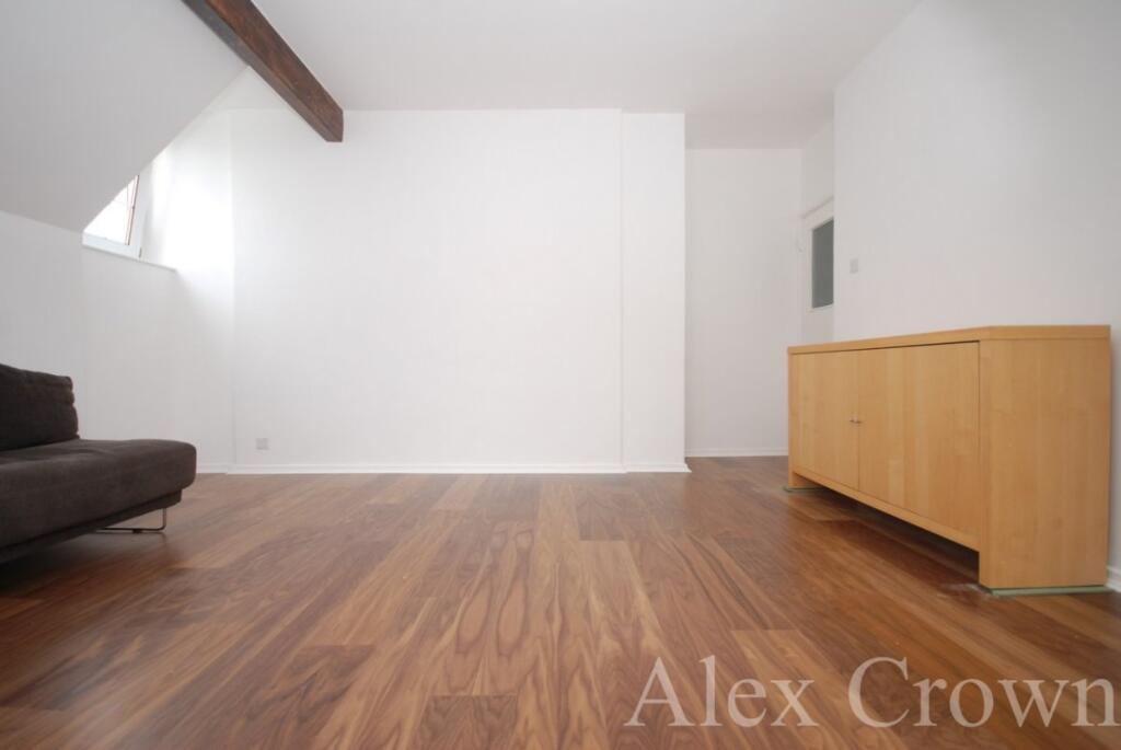 Apartment in London - View 2