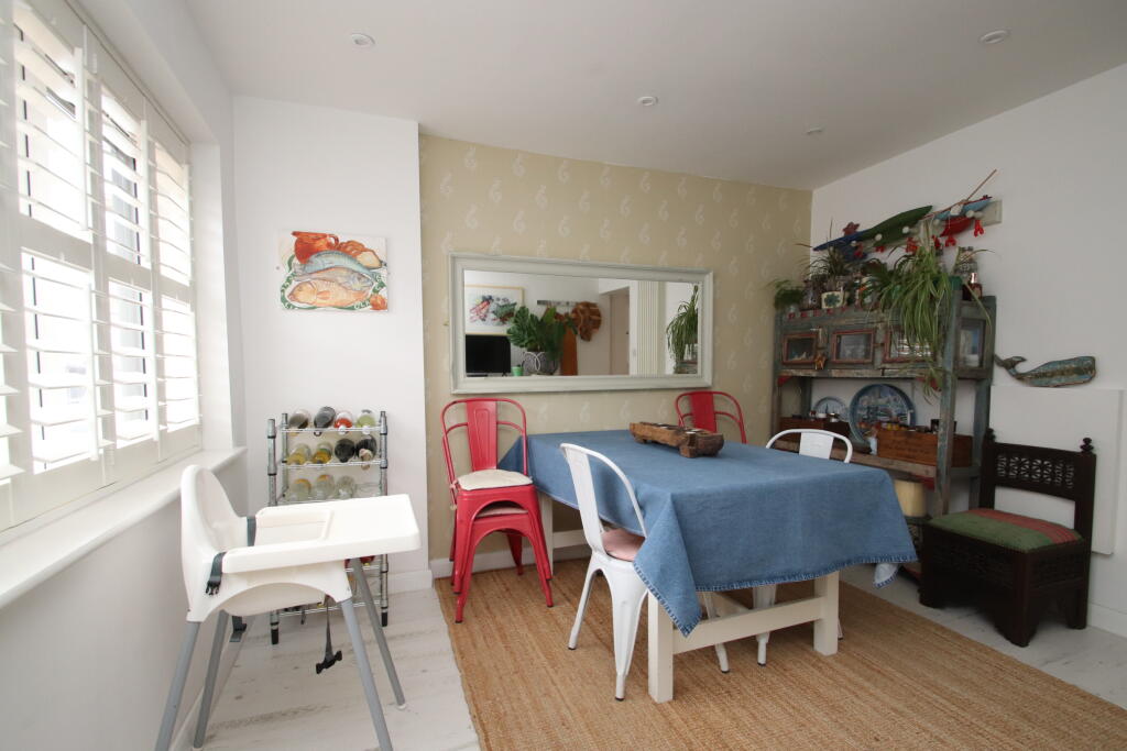 House in Portsmouth - View 3