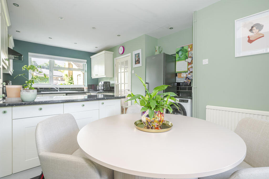 House in Wealden, St John's, Crowborough - View 3