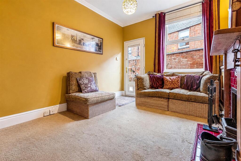 House in Leicester - View 5