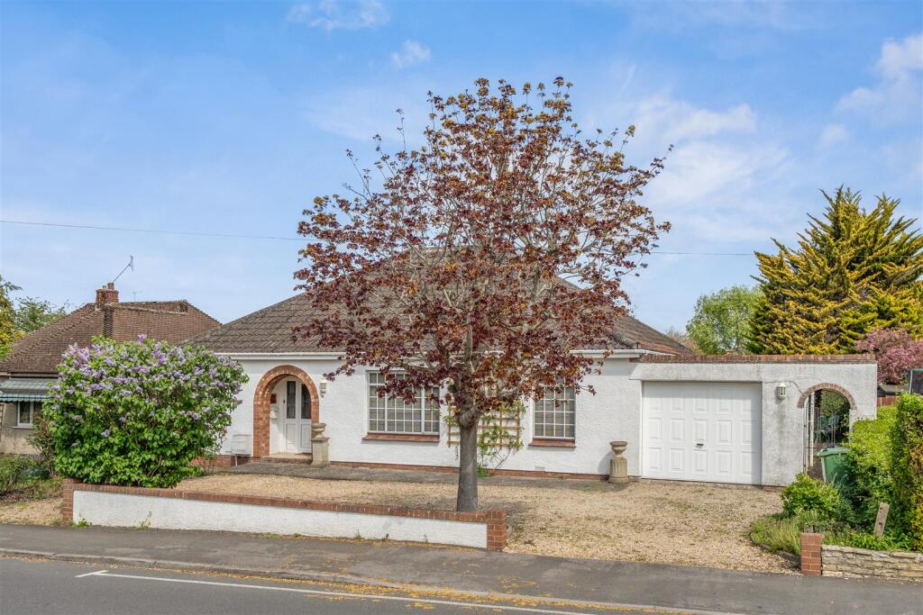 Main image of property: Chandag Road, Keynsham, Bristol