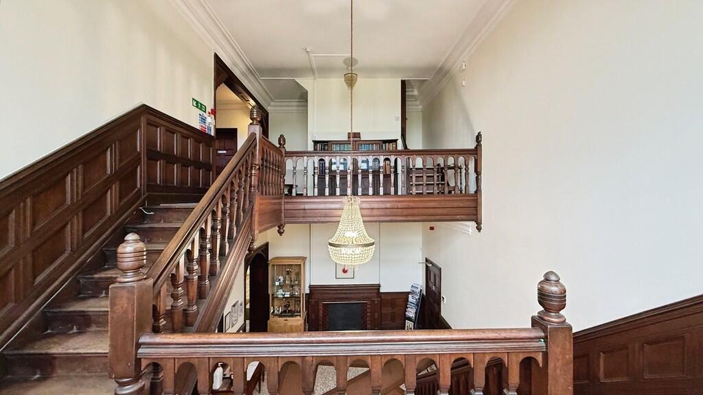 Westbury Leigh, Westbury - More