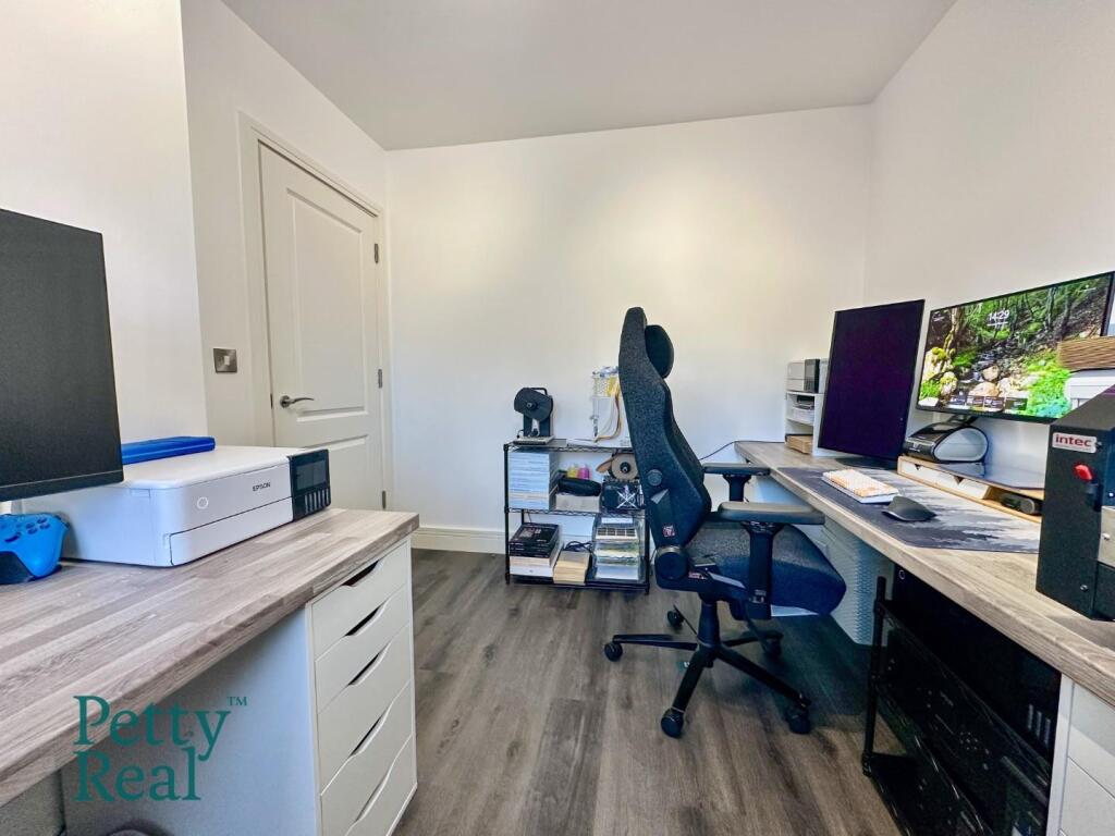 Additional image 11 of Oak Mill Drive, Colne