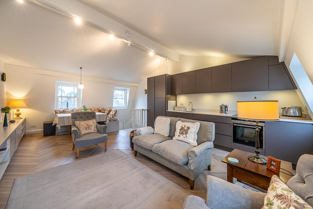 Main image of property: Moreton Place, London, SW1V