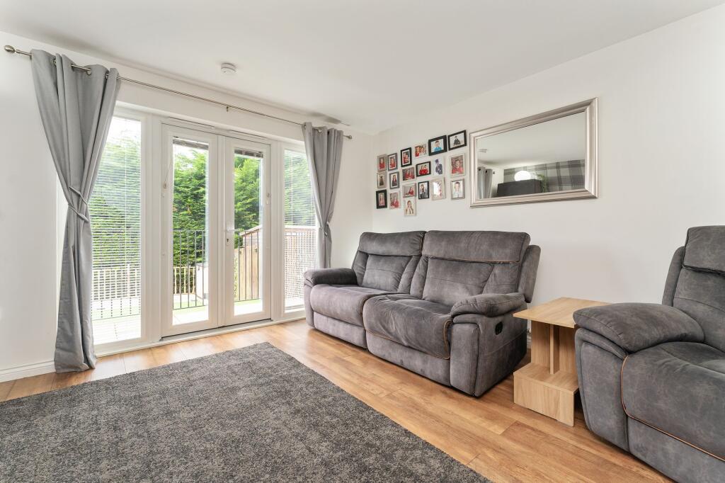 House in Airdrie, Clarkston - View 5
