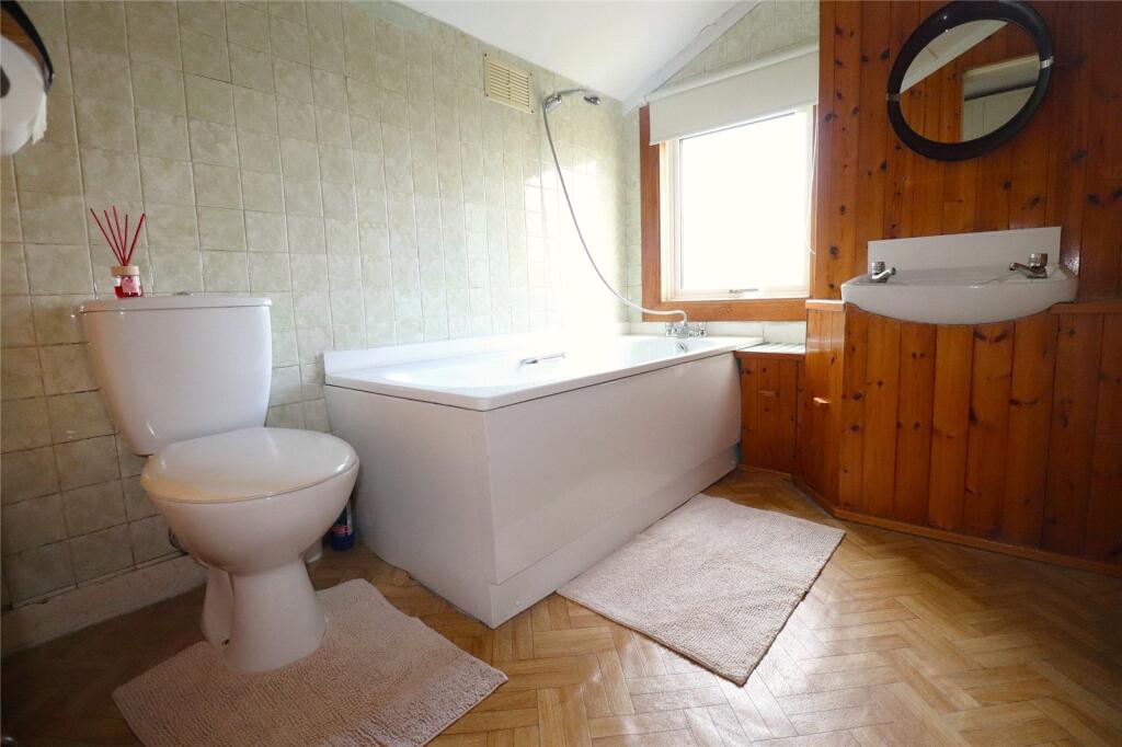 House in Dartford, Swanscombe and Greenhithe - More