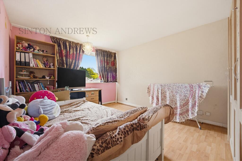 House in London, Perivale - View 5