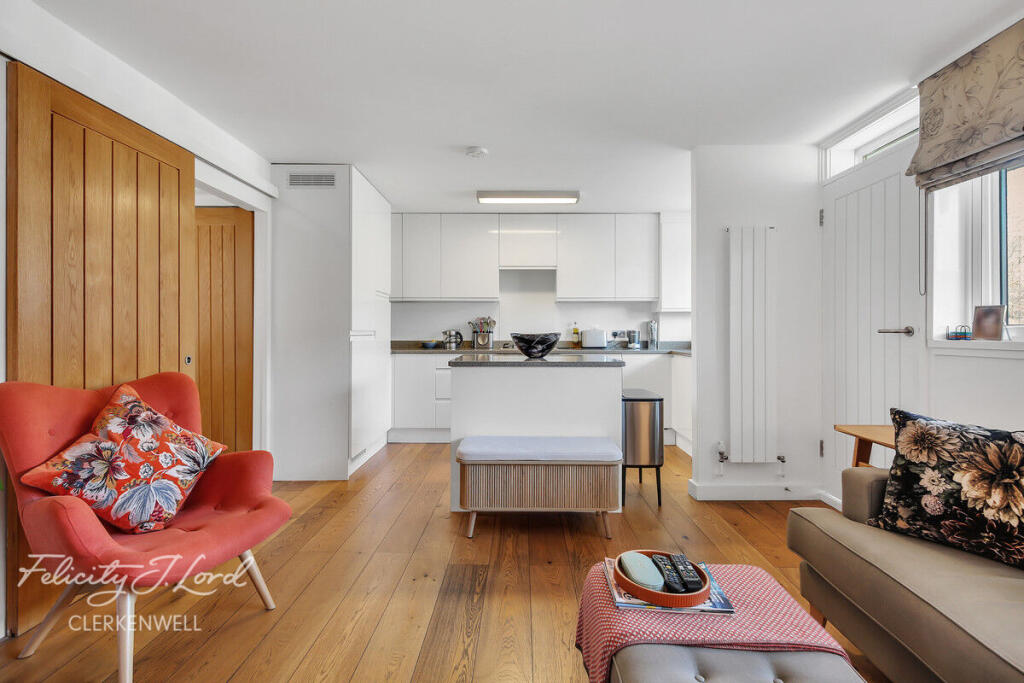 Main image of property: Goswell Road, London