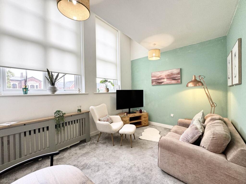 Apartment in Warrington - View 2