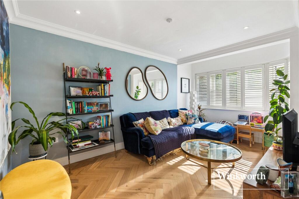 House in London - View 3