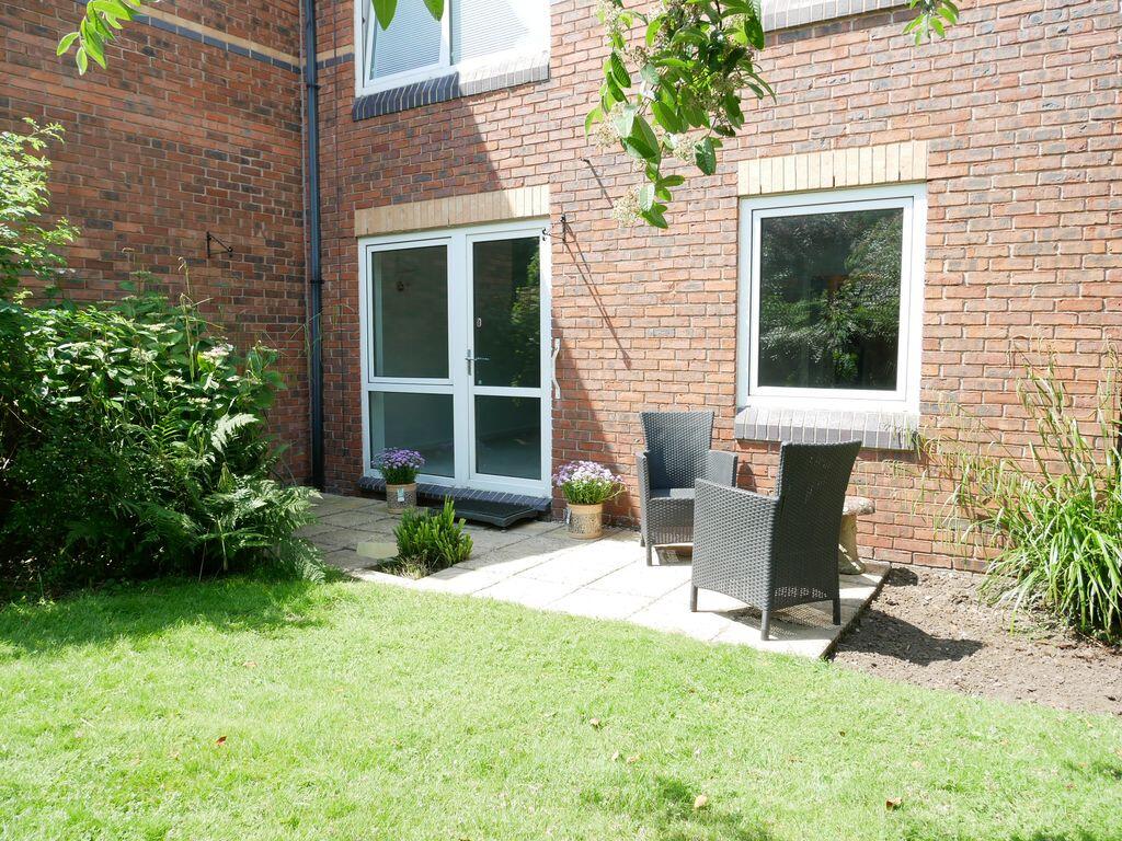 Main image of property: Homebeck House, Gatley Green, Gatley