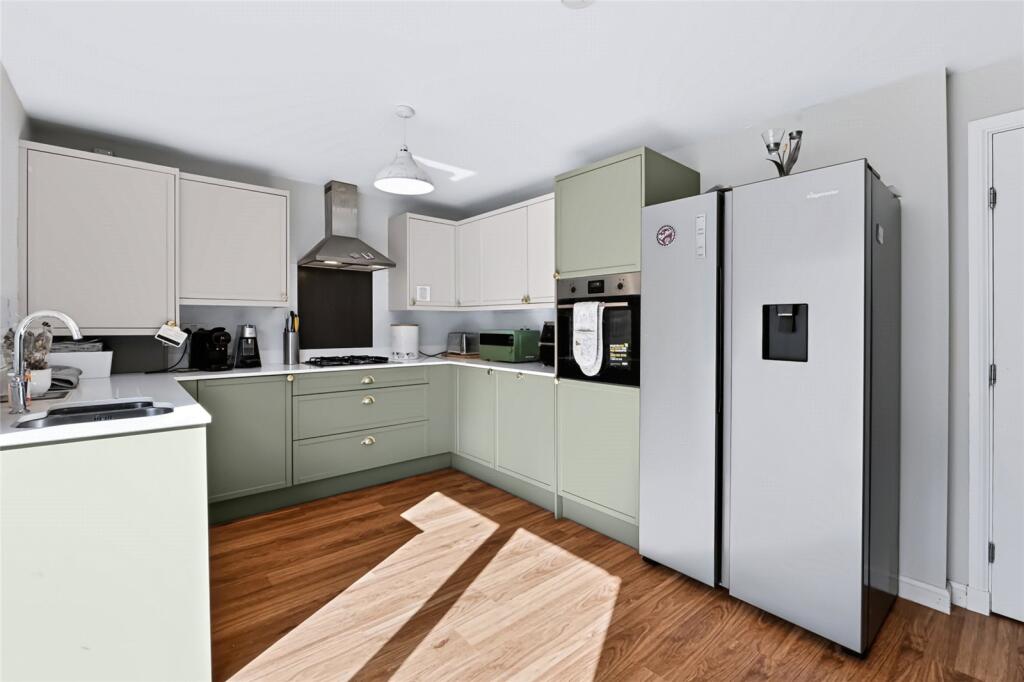 House in Perth - View 3
